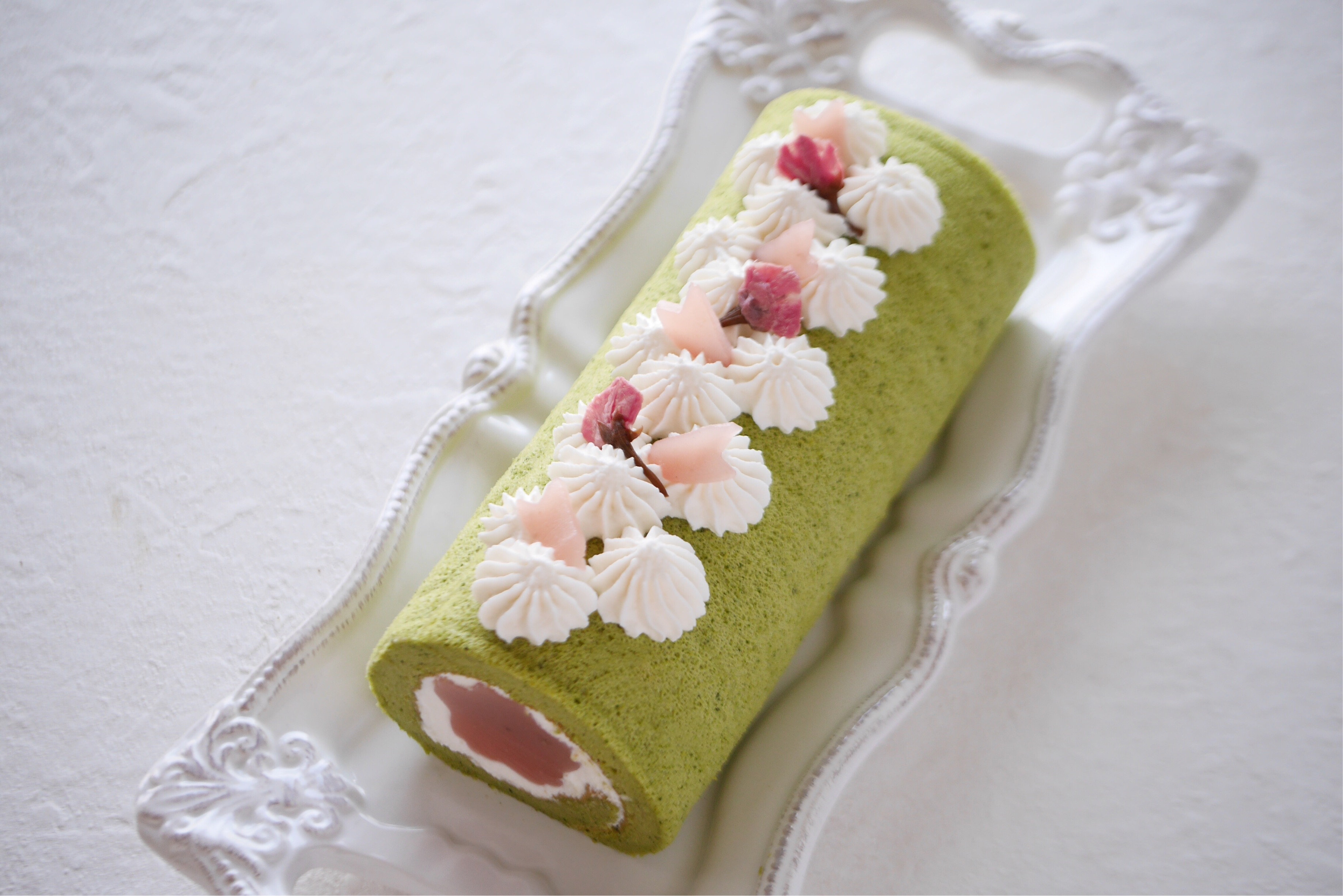 4月お菓子レッスン 抹茶と桜のロールケーキ Faitbeautokyo